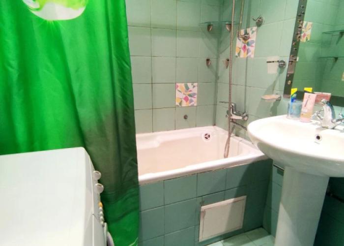 Odnokomnatnaya Ryadom S Muzykalnoy Shkoloy Flat