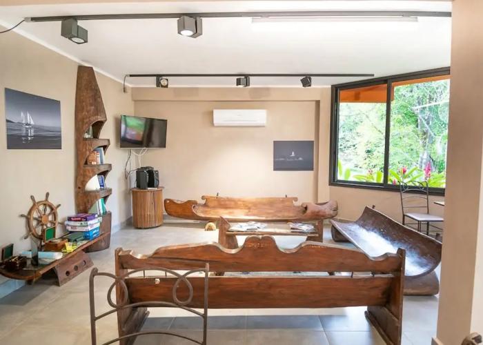 Loharano Lodge