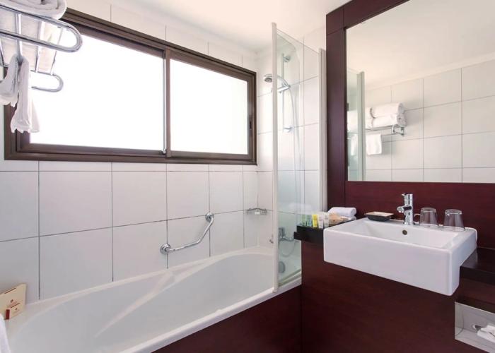 Ramada Hotel & Suites Noumea