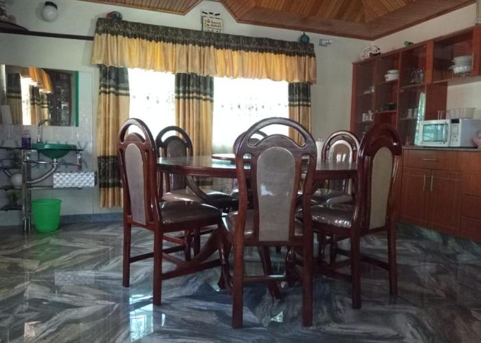 Greton Holiday Villa