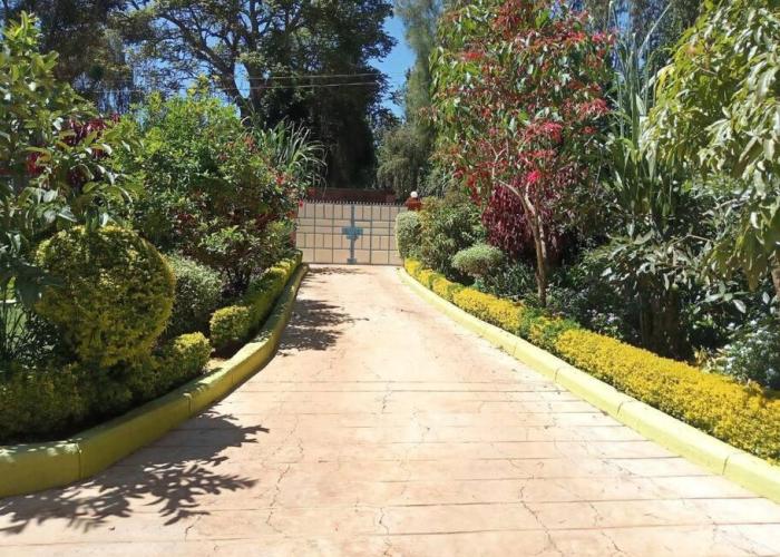 Greton Holiday Villa