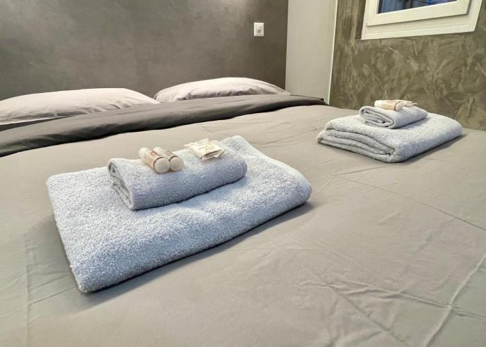 TALEDA Apartments - Modern Apartments & Self Checkin in the Old Town