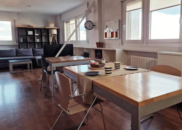 Moderno y exclusivo loft piso 21 VUT