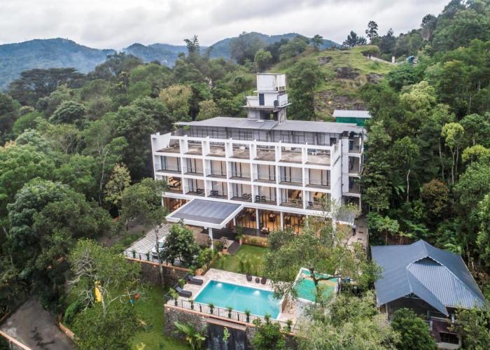 WILD AVENUE RESORT & SPA