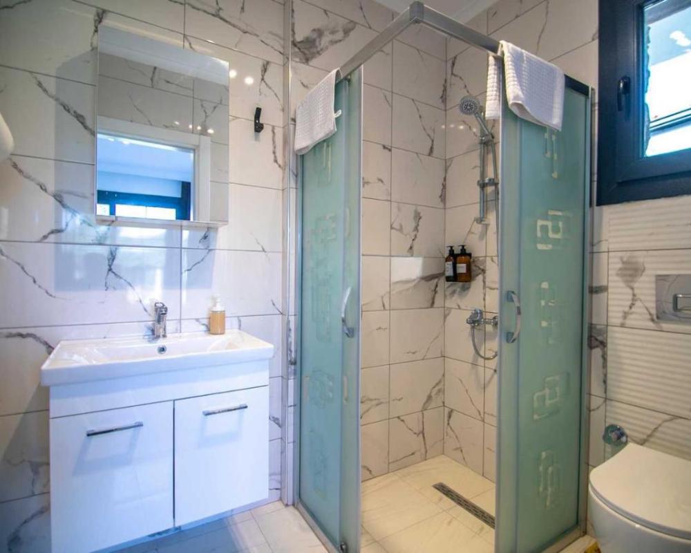 фото DADYA VİLLA 4 - Marmaris Turgut da özel havuzlu denize yakın lüks villa