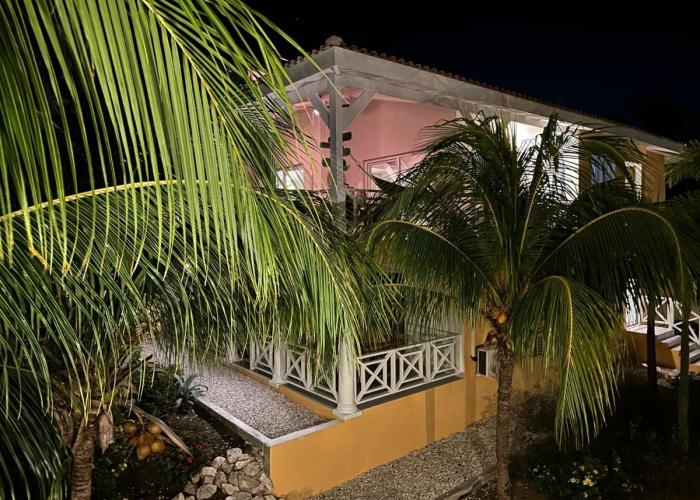 Penthouse Tropicana 6 persons gated penthouse with pool