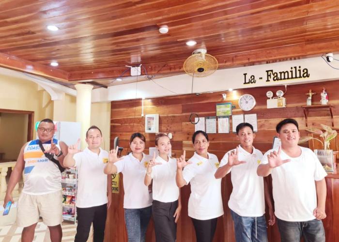 La-Familia Guest House