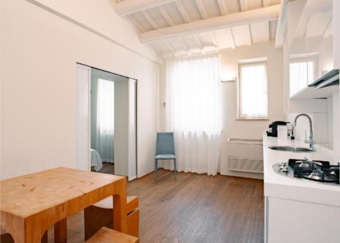Urbino Apartment - Urban Retreat