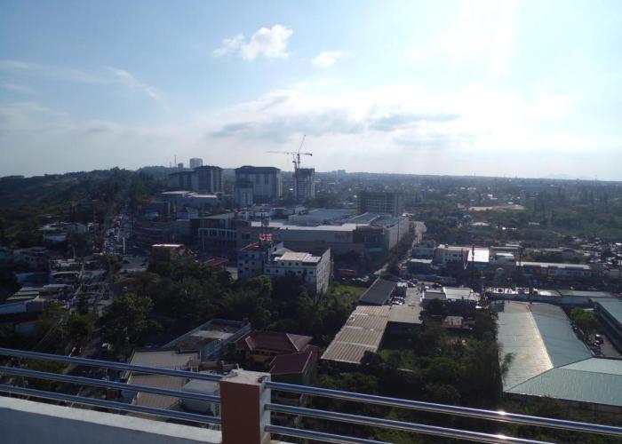 Tagaytay Prime Residences with Swimming Pool & Viewing Deck