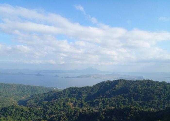 Tagaytay Prime Residences with Swimming Pool & Viewing Deck