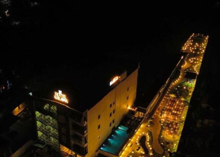 Hotel Aikawa