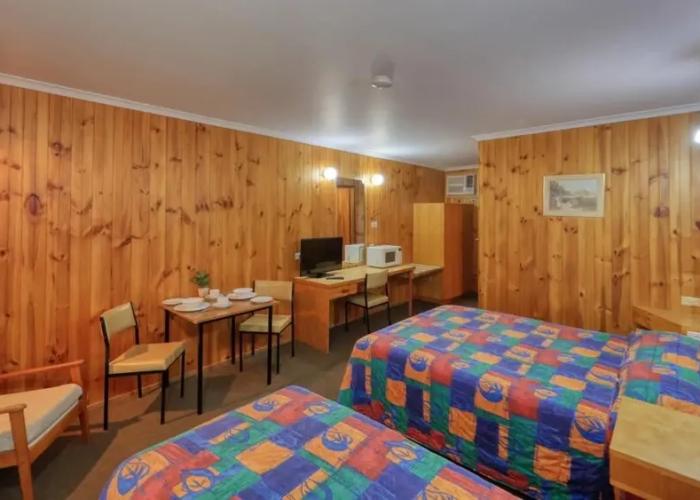 Country Roads Motor Inn Narrandera