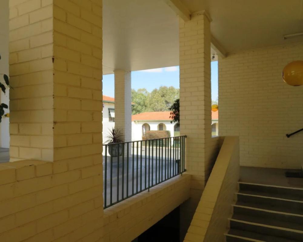 фото Bishops Lodge Narrandera