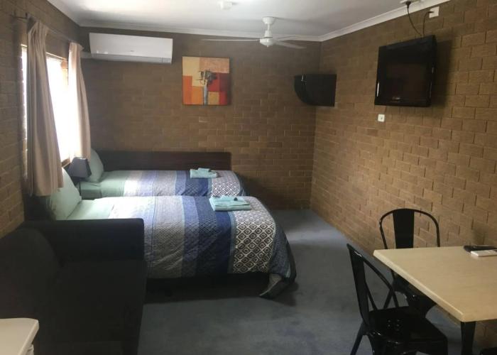 Camellia Motel