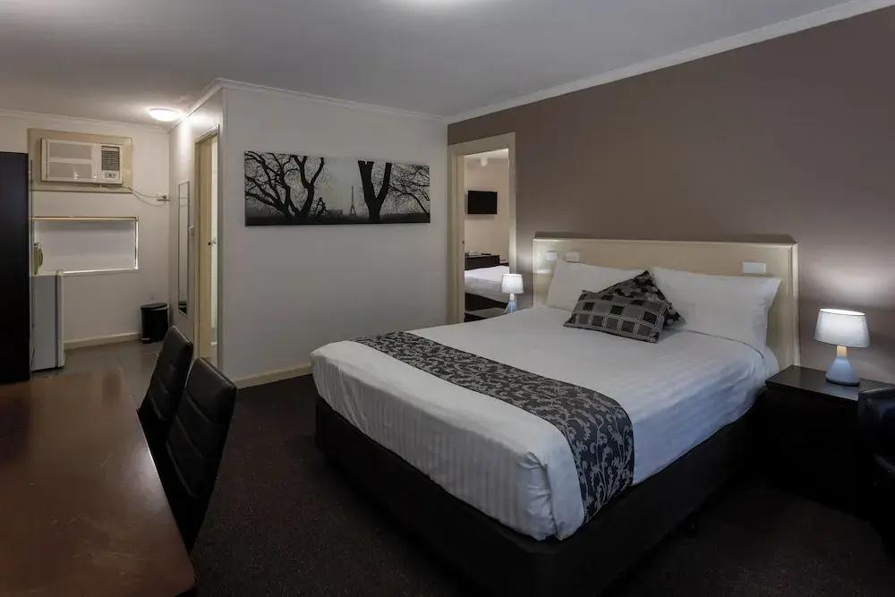 фото Fig Tree Motel