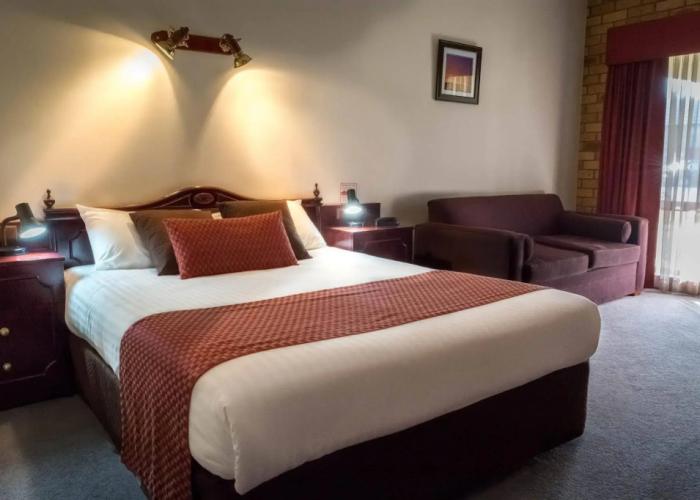 Narrandera Club Motor Inn