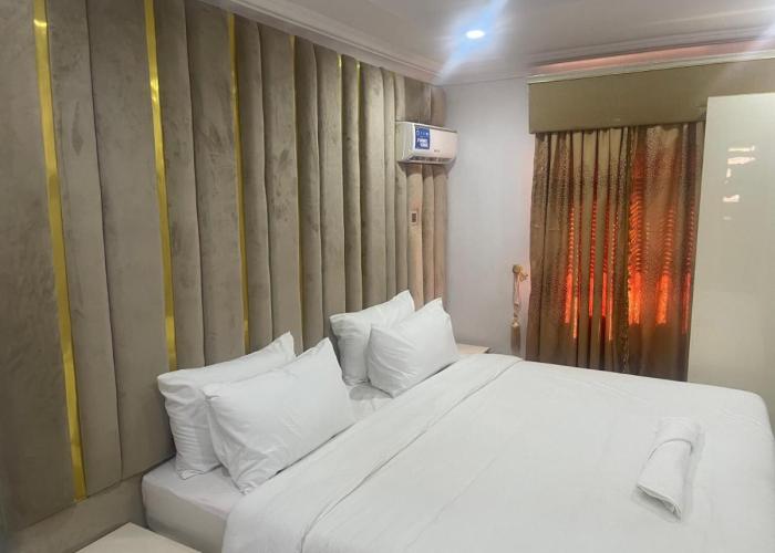 White Gold Hotel