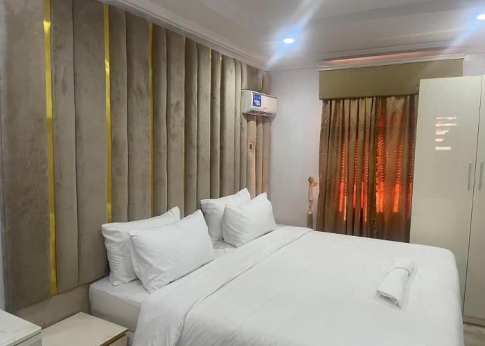 White Gold Hotel