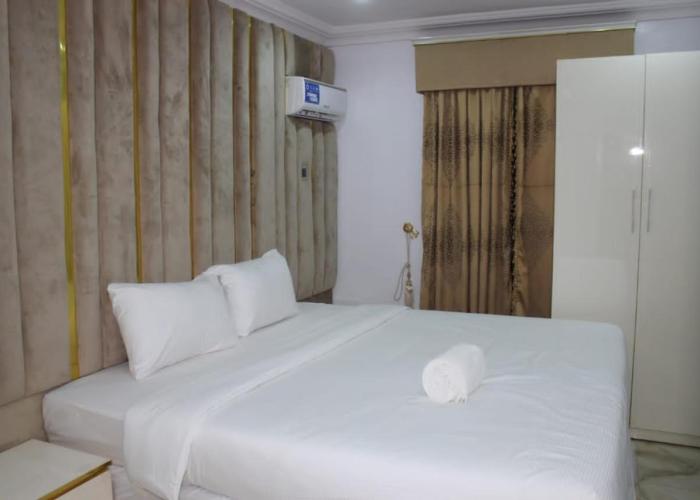 White Gold Hotel