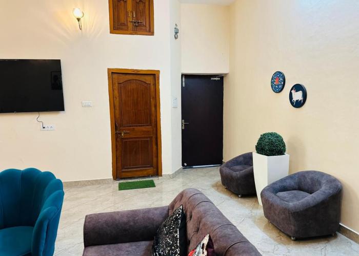 Giani Homestay