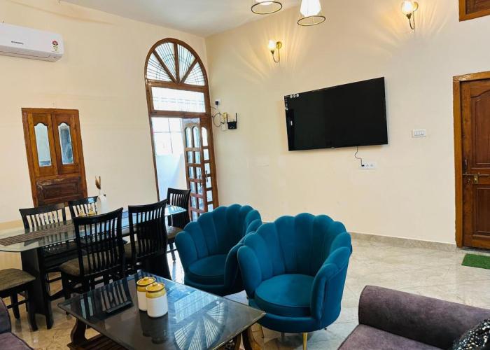 Giani Homestay