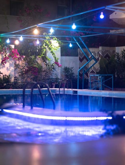 Blue holiday family summer villa - privé pool- AC- 5 bdr- 10 pax