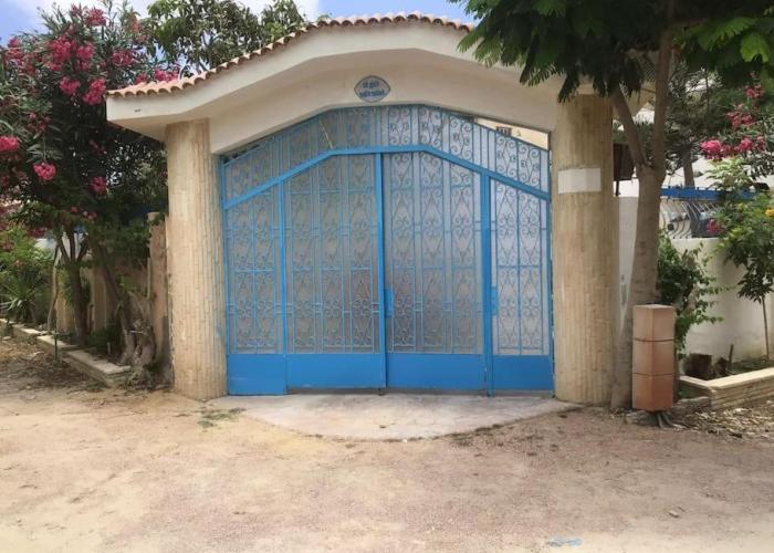 Blue holiday family summer villa - privé pool- AC- 5 bdr- 10 pax