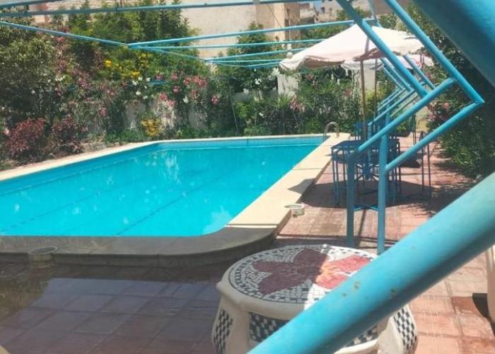 Blue holiday family summer villa - privé pool- AC- 5 bdr- 10 pax