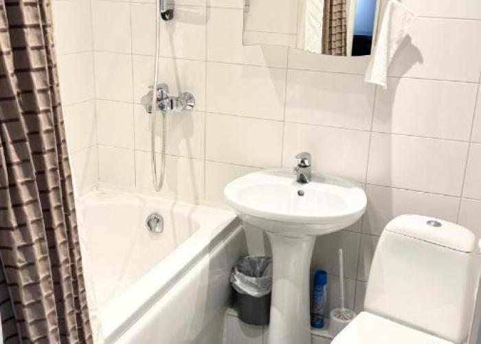 Quiet and comfortable apartment with parking for a nice stay for two, one or a couple guests with a child