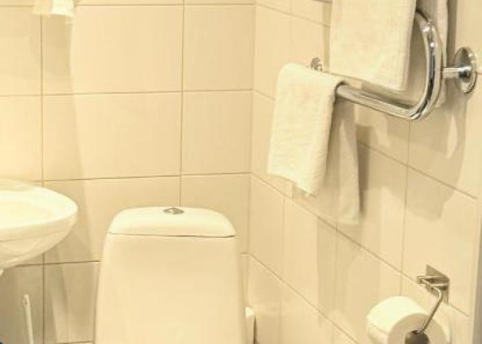 Quiet and comfortable apartment with parking for a nice stay for two, one or a couple guests with a child