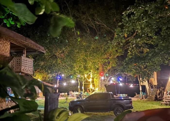 Borbon's Treehouse By the Sea