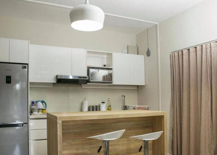 Luxury 2-bedroom apartment with shared pool 2 mins to Pereybere beach