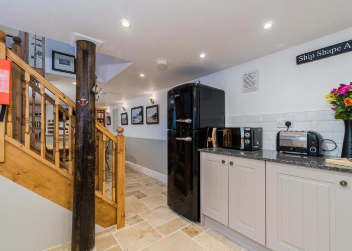 Jessamine: Restored fisherman's cottage close to Looe's harbour