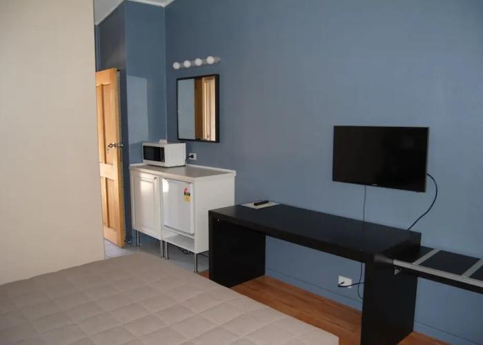 Airlie House Motor Inn