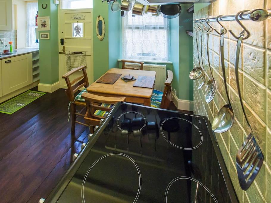 фото Birds Nest Cottage Looe