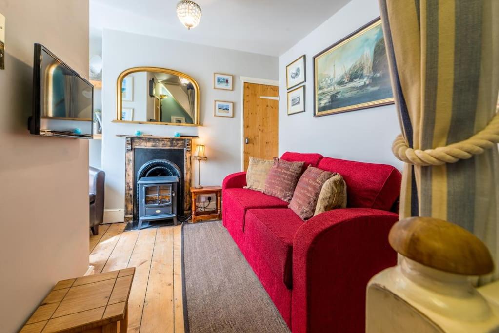 фото Birds Nest Cottage Looe