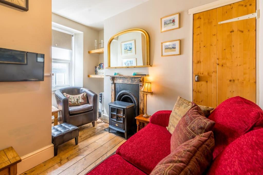 фото Birds Nest Cottage Looe