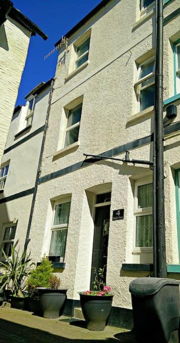 фото Birds Nest Cottage Looe