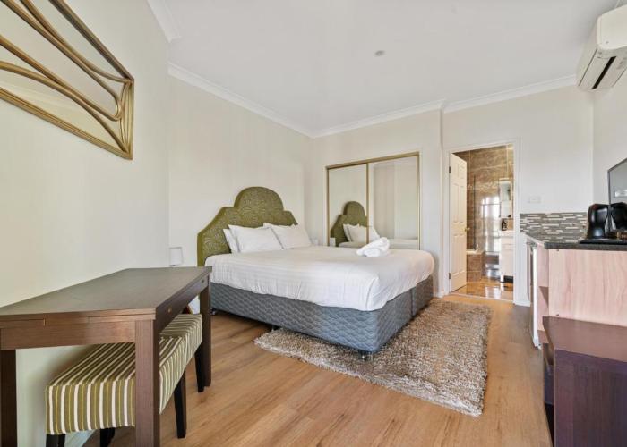 Perfectly Located Complete Villa