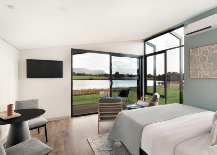The Lane Retreat