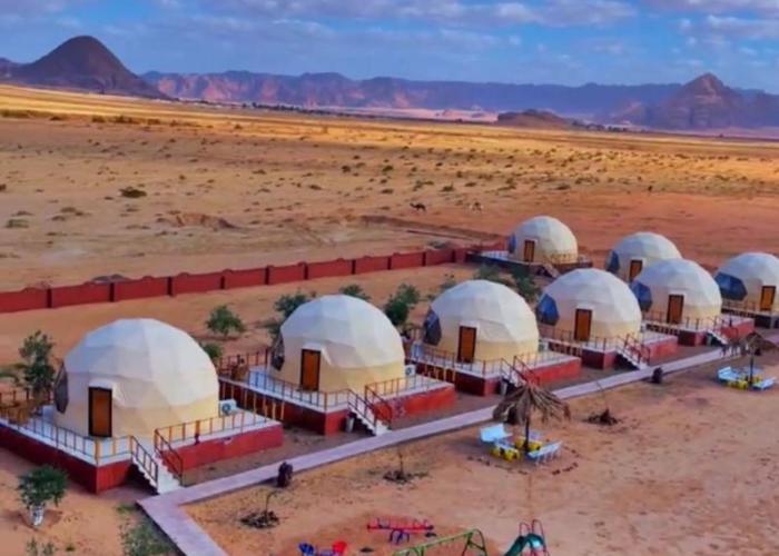 Adel rum camp