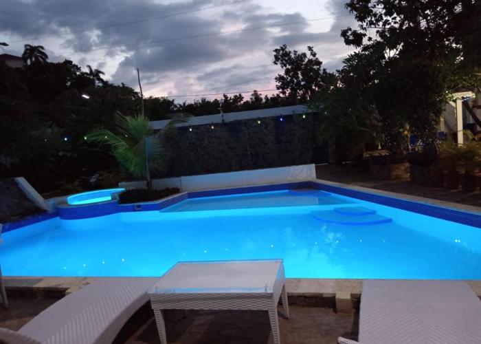 Doña Mayra Aparta Hotel