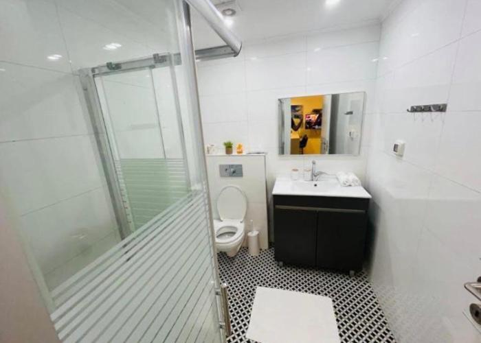 SPACiOUS and COZY 1BR APT EiLAT