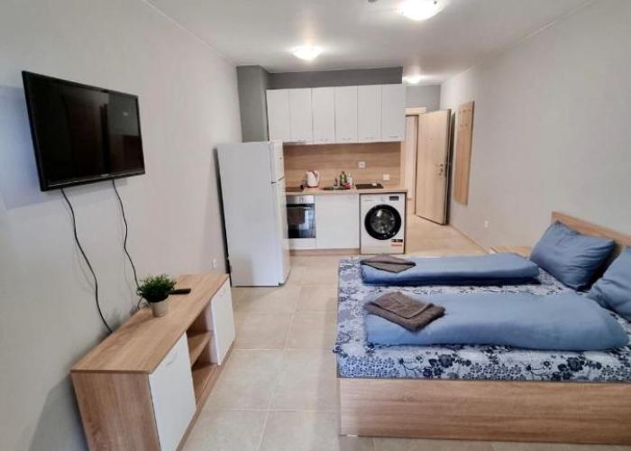 Top location apartment