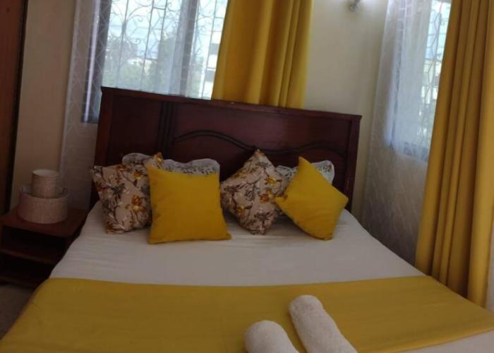 Homely,Stylish Nyali 2BR Suite w/ Hot Shower WIFI