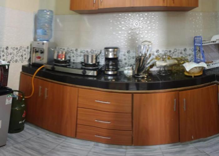 Homely,Stylish Nyali 2BR Suite w/ Hot Shower WIFI
