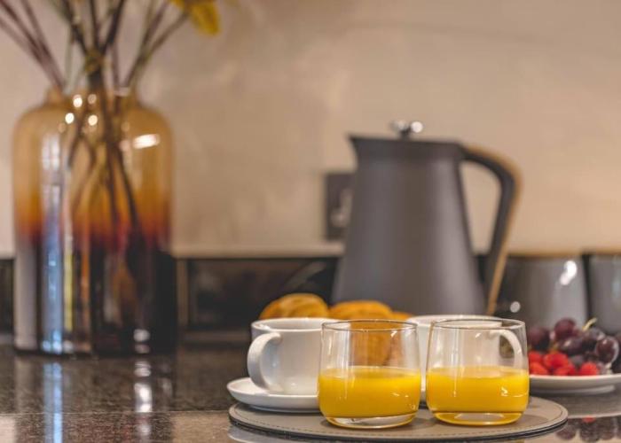Hidden Gem With Windsor Castle Views & Parking