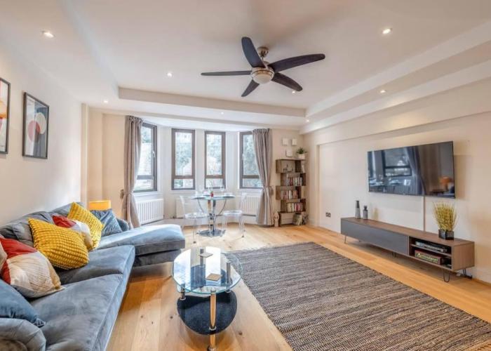 Hidden Gem With Windsor Castle Views & Parking