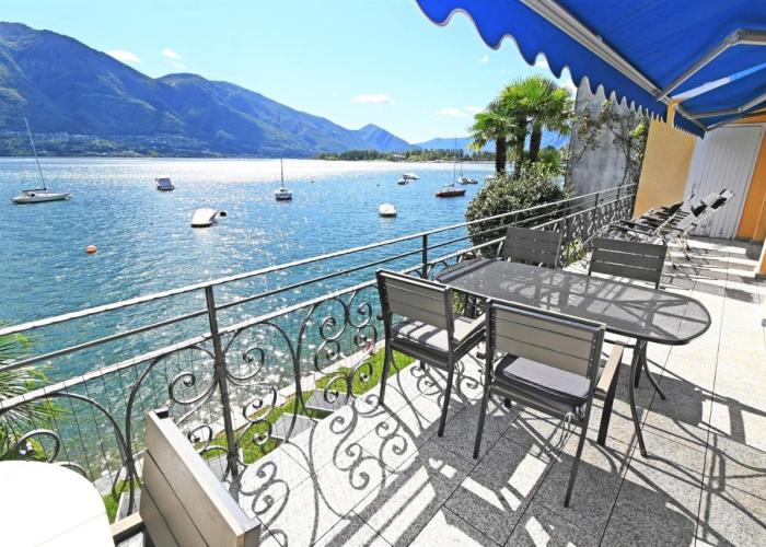 Villa Genovese al Lago