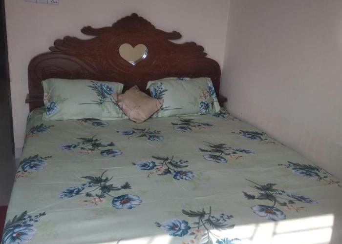 Secured Family Studio Apartment-near Airport,AC,Fridge,WiFi,Stove
